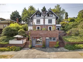 Click for more information on MLS # 21489056 : 2566 NW MARSHALL ST A2 More Details about MLS # 21489056 : 2566 NW MARSHALL ST A2