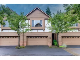 More Details about MLS # 21489567 : 4977 SW 141ST AVE