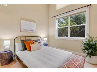 Photo #4: 21490359 Listing 