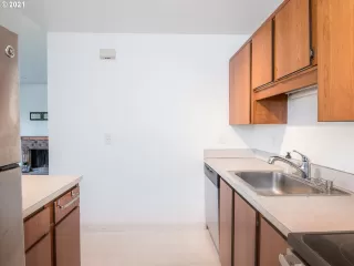 Photo #1: 21490634 Listing