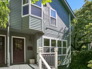 Photo #1: 21490860 Listing