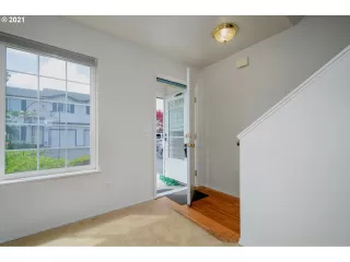 Photo #3: 21491238 Listing
