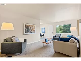 Photo #3: 21491648 Listing