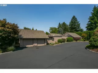 Photo #1: 21491838 Listing 