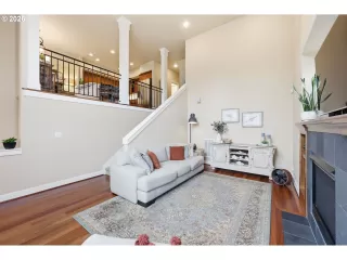 Photo #1: 214918773 Listing 