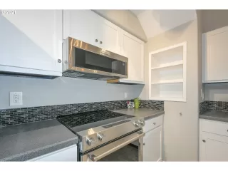 Photo #4: 21492614 Listing 