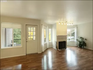 Photo #1: 21492825 Listing