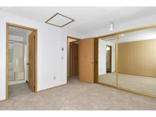 Photo #3: 21493004 Listing