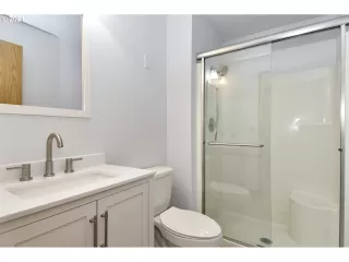 Photo #4: 21493004 Listing