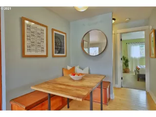 Photo #1: 21493305 Listing