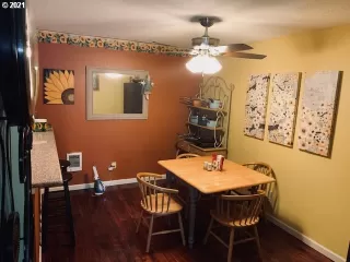 Photo #3: 21493341 Listing