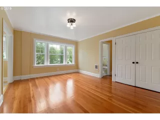 Photo #1: 21493930 Listing