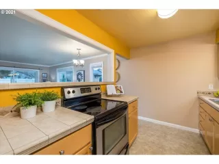 Photo #3: 21494171 Listing