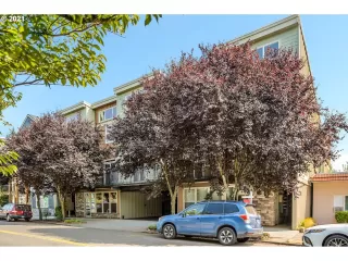 Photo #1: 21494217 Listing 