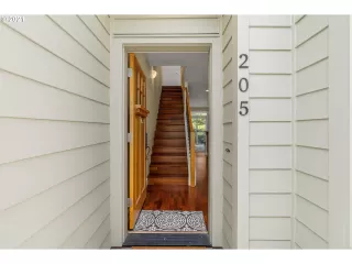 Photo #4: 21494217 Listing 