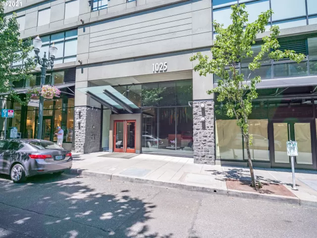 MLS: 21494495 Condo For Sale