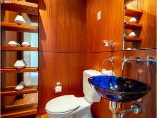 Photo #1: 21494495 Listing 