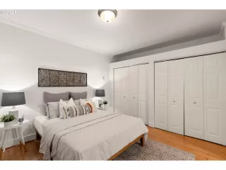 Photo #4: 21495469 Listing