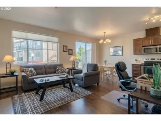 Photo #2: 21495504 Listing