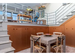 Photo #2: 21495610 Listing