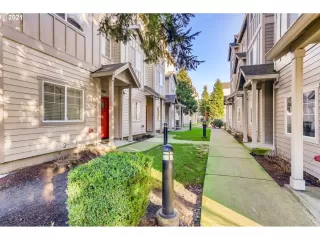 Photo #2: 21495782 Listing