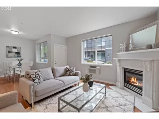 Photo #3: 21495945 Listing 