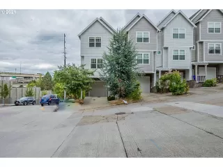 Click for more information on MLS # 21496804 : 2602 S WATER AVE More Details about MLS # 21496804 : 2602 S WATER AVE