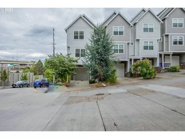 MLS: 21496804 Condo For Sale