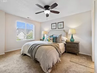 Photo #5: 21497293 Listing