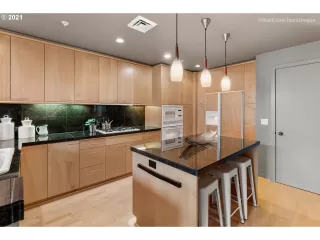 Photo #2: 21498538 Listing