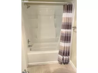 Photo #3: 21498629 Listing