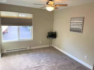 Photo #4: 21498629 Listing