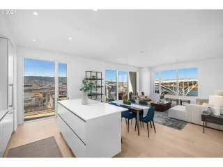 Photo #2: 21498642 Listing 