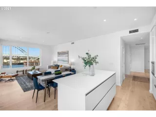 Photo #4: 21498642 Listing 