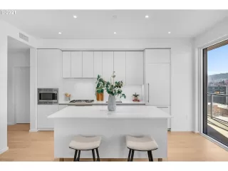 Photo #6: 21498642 Listing 