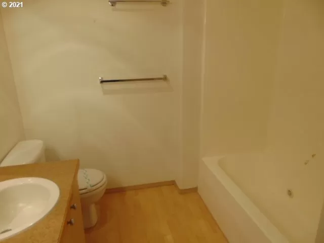 MLS: 21498948 Condo For Sale