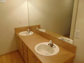 Photo #1: 21498948 Listing