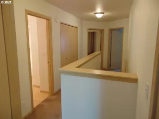 Photo #5: 21498948 Listing