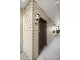 Photo #2: 21499577 Listing