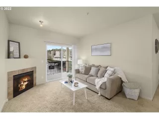 Photo #3: 21499577 Listing