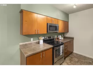 Photo #6: 21499577 Listing