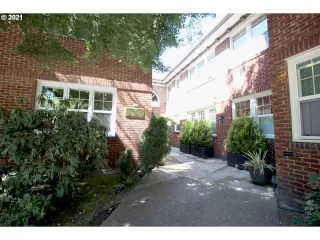 Photo #2: 21500538 Listing