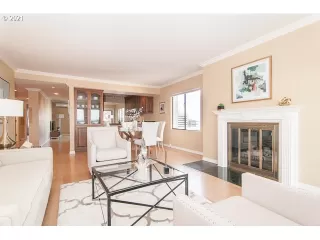 Photo #3: 21500745 Listing