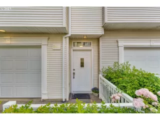 Photo #1: 21501130 Listing