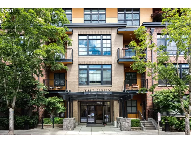 MLS: 21501282 Condo For Sale
