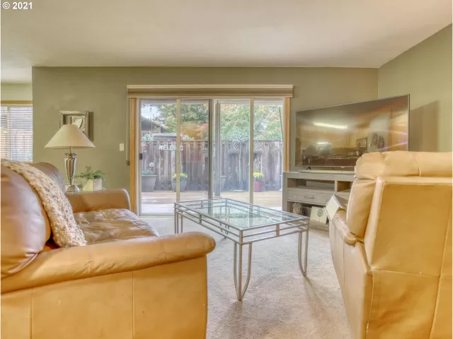 MLS: 21501487 Condo For Sale