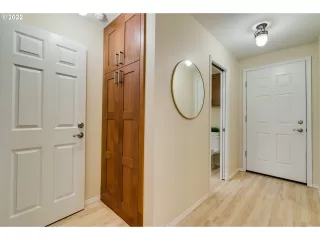 Photo #3: 21502335 Listing