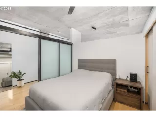 Photo #4: 21502431 Listing 