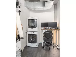 Photo #5: 21502431 Listing 