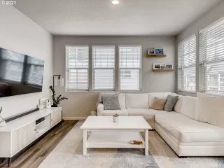 Photo #5: 21502589 Listing 